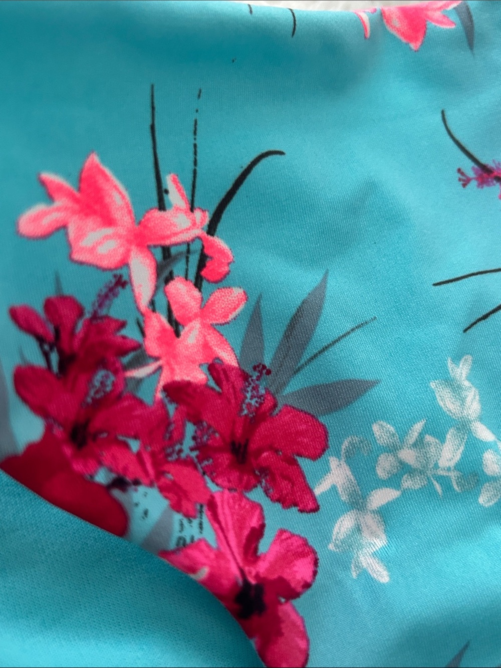 H&M Bikini Bottoms with Floral Print - Picture 8 of 8